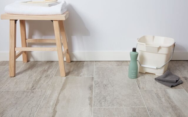 Vinyl vs laminate flooring